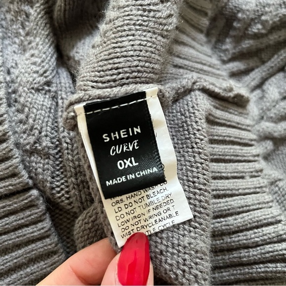✨3/$10✨ [shein curve] cable knit balloon sleeve turtleneck sweater gray XL - Picture 5 of 5